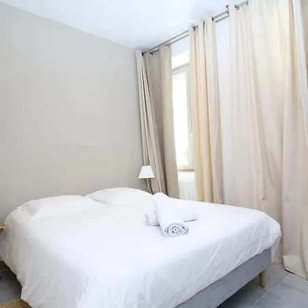 T3 Appartement Hypercentre Proche Commerce- Parking - 2 Chambres Wifi Gratuit Avinhão Exterior foto