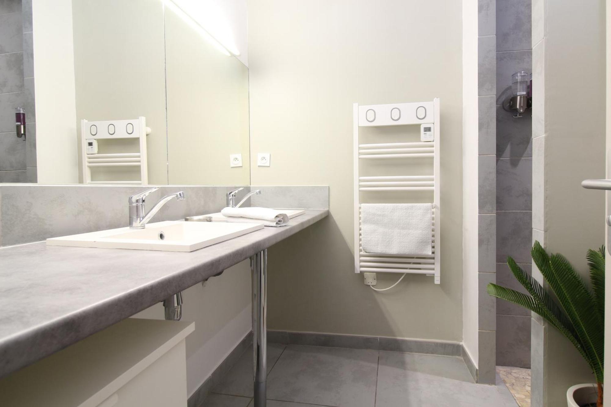T3 Hypercentre Proche Commerce- Parking - 2 Wifi Gratuit Appartement *