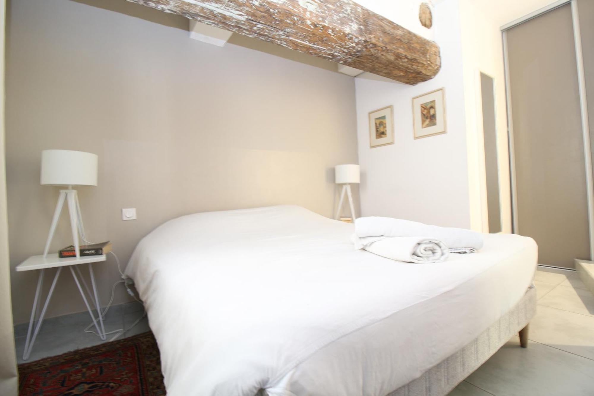 T3 Hypercentre Proche Commerce- Parking - 2 Wifi Gratuit Apartment Avignon